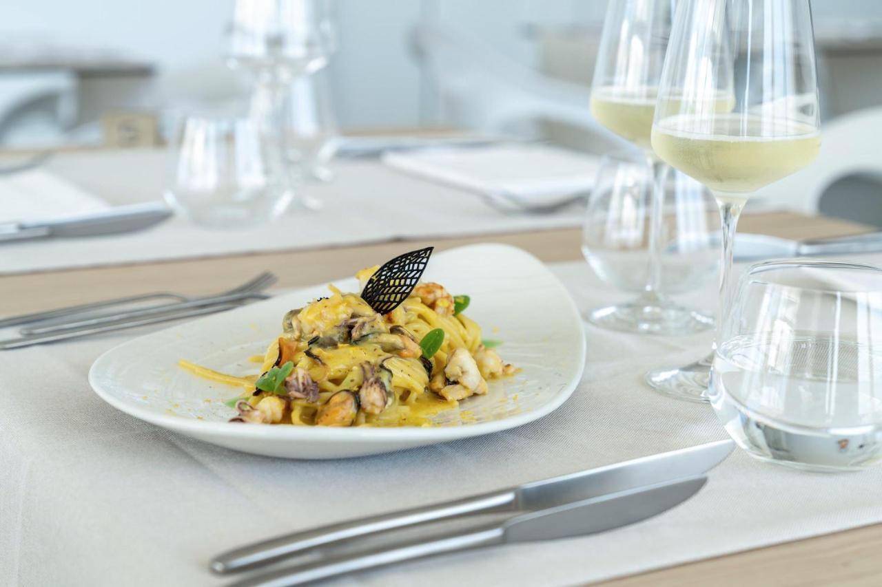 Perla Saracena Hotel & Restaurant 萨尔维 外观 照片